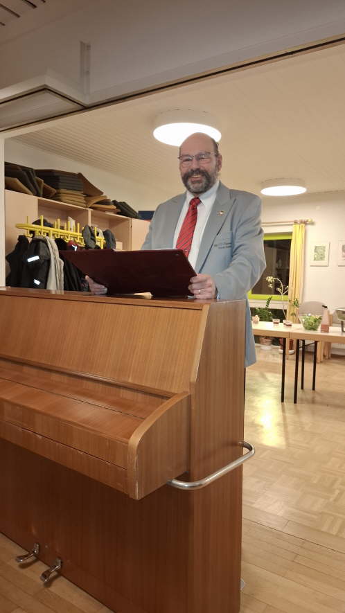 Ein Franke macht ein Vortrag op Klsch!!