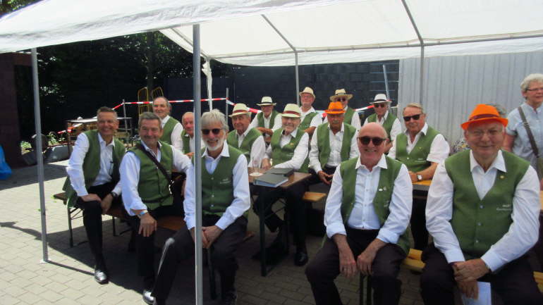 Gut gelaunte Lechenicher Snger